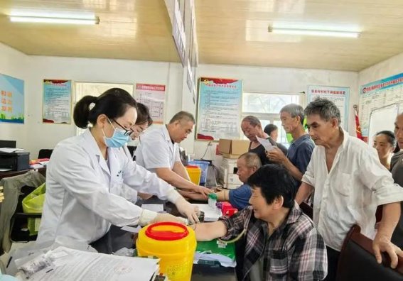 内科医生提示：40岁后远离这六类饮食，糖尿病风险能大幅降低