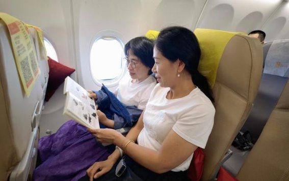 飞行中的文化之旅——云端图书馆带来的创新体验