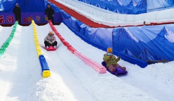 冰雪奇缘等你来，柳荫公园第二届北奥探梦冰雪嘉年华开幕
