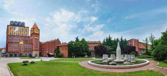 青岛啤酒时尚文旅与中青旅联科战略合作，推动文旅产业新发展