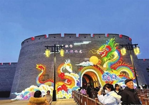 太原古县城“灵蛇化龙”花灯，点亮新春的祝福与希望