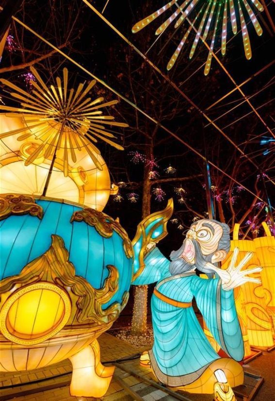 2025唐山南湖春节灯会：传统与科技的绚丽碰撞