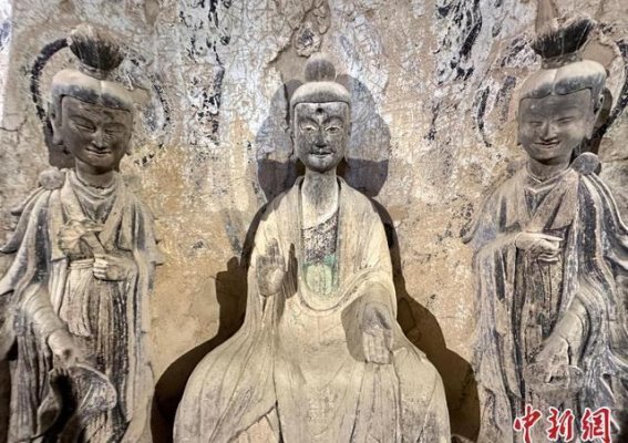 麦积山石窟：绝壁佛国中的“东方微笑”