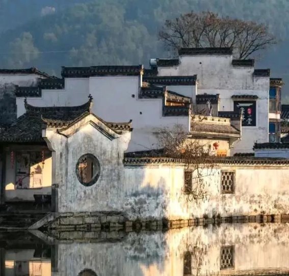 2025深度游中国：0元古镇全攻略，避坑指南与私藏玩法