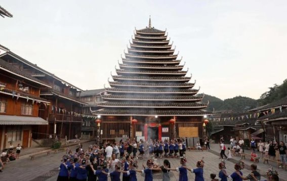 程阳八寨与风雨桥：在侗族文化的脉动中感悟历史与艺术