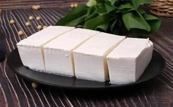 豆腐与海鲜：痛风患者的饮食隐患