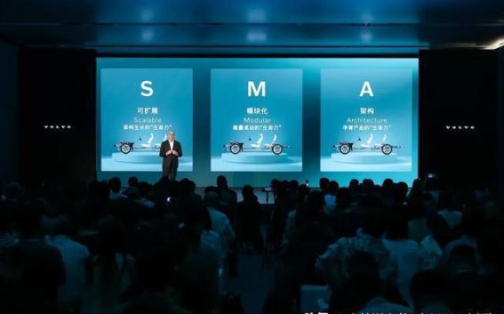 全新沃尔沃XC70首秀：SMA超级混动架构引领豪华SUV新潮