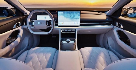 银河A7预售破局家轿市场：续航与油耗再创新高