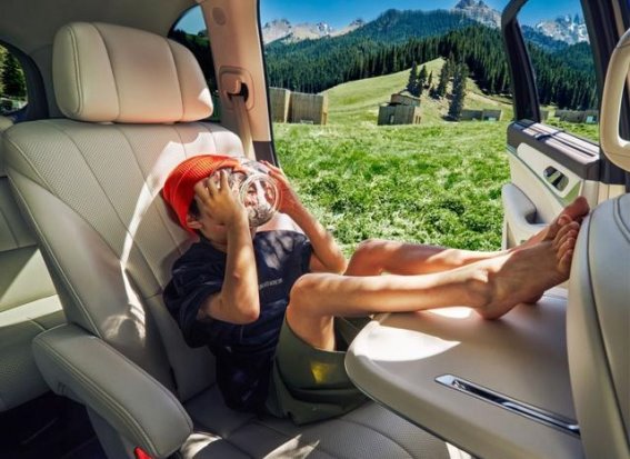 魏牌深圳交付仪式：开启家庭出行新篇章