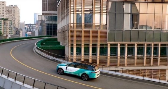 领克900护航世运圣火，展现科技与文化融合的力量