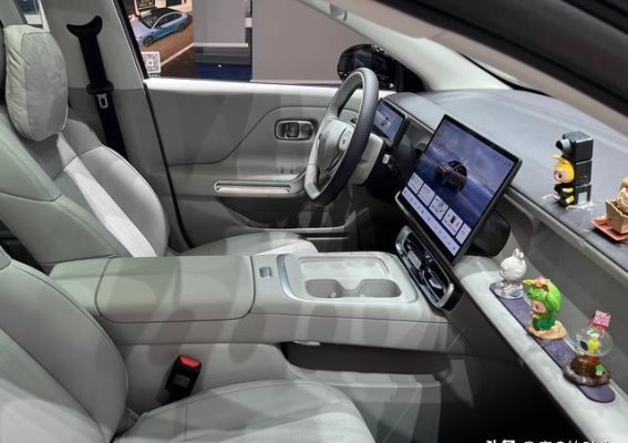 10万预算内，零跑B01与比亚迪秦怎么选？