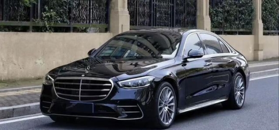 豪车税调整引发市场震荡：车企如何应对新挑战？