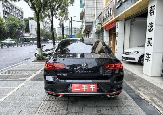 迈腾2023款200万辆纪念版评测：高性价比的中型轿车之选