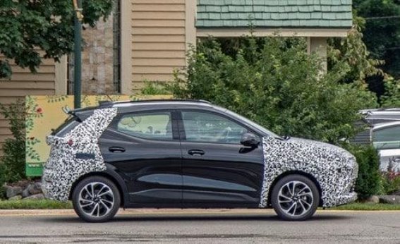 雪佛兰Bolt EV换磷酸铁锂电池，续航提升至483公里