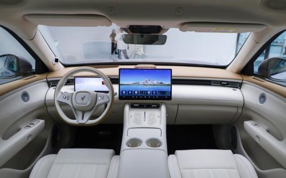 试驾岚图FREE+：智能驾驶与舒适驾感的完美平衡