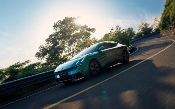 领克10EM-P全系标配智能四驱与激光雷达 开启混动智能新高度