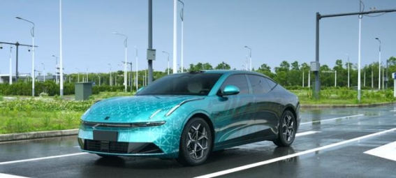 领克10EM-P全面升级混动标准，30万元内智能安全配置再创新高