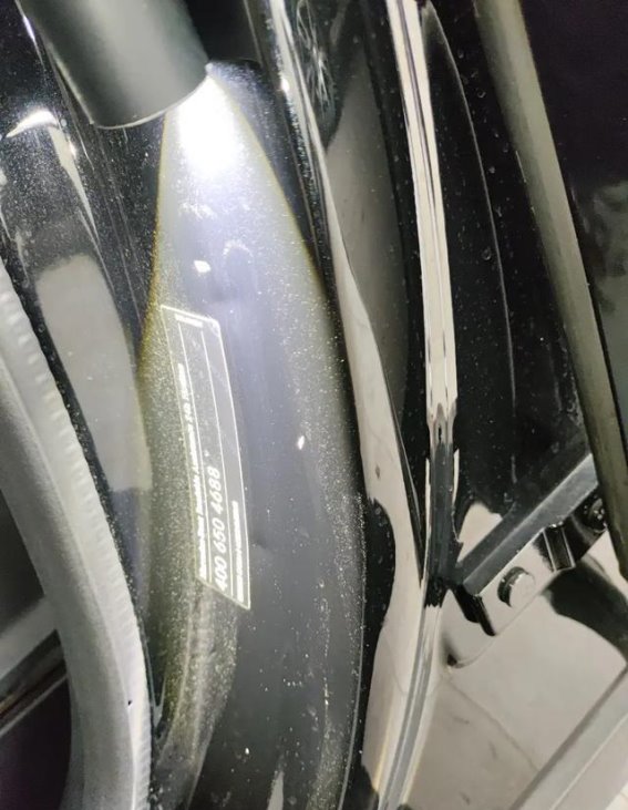 23款奔驰GLB 220动感型，4.8万公里准新车，家用代步的理想之选