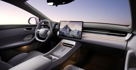 荣威M7 DMH刷新15万级最长纯电续航纪录，成家庭通勤新标杆