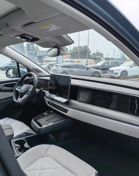 为家庭打造理想座驾，全新揽境以全面表现开启舒适出行新纪元