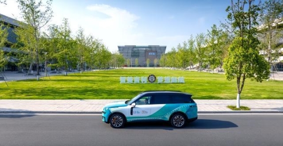 领克900担当世运火炬传递官方用车 点燃成都荣耀时刻