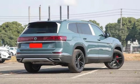 8月中大型SUV销量大洗牌：新兴品牌强势崛起，燃油车逐步“下课”