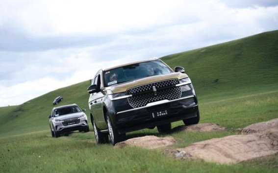 绅士越野的新境界：林肯在豪华与全路况之间的平衡