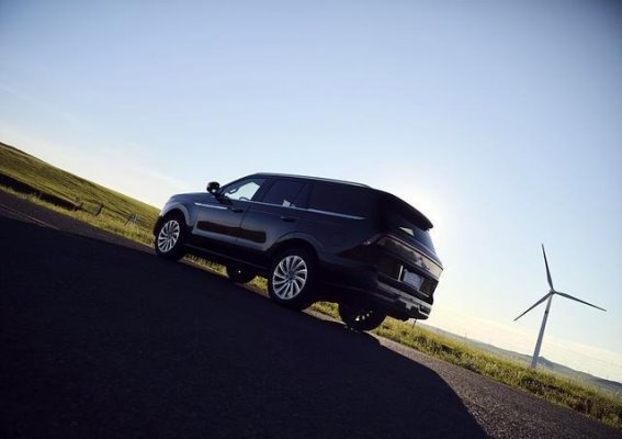 林肯领航员与飞行家：在呼伦贝尔草原上演绎越野的优雅