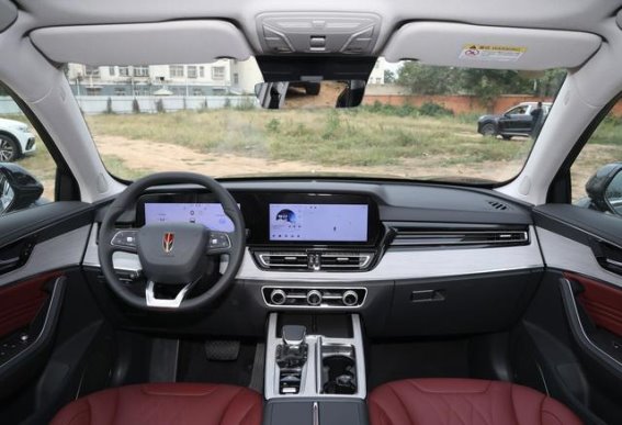 红旗HS5年度改款上市解析：豪华升级与亲民售价的完美平衡