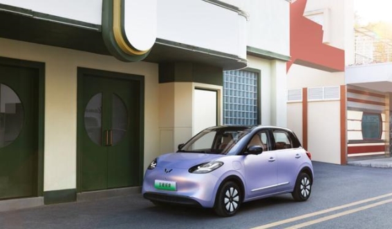 五菱缤果夏日宠粉季：缤纷代步生活等你来享