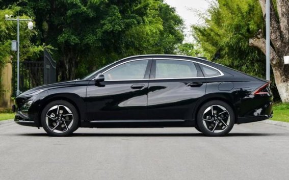 10万预算轻松驾驭，五菱星光2025款为职场新人量身打造的通勤之选