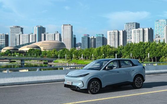 极狐T1与吉利星愿：谁才是A0级纯电小车的王者？