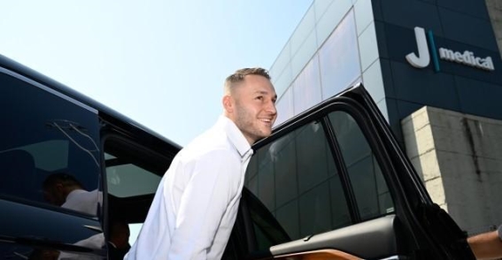 意甲球员座驾大揭密：从奔驰到兰博基尼，各具风格尽显个性