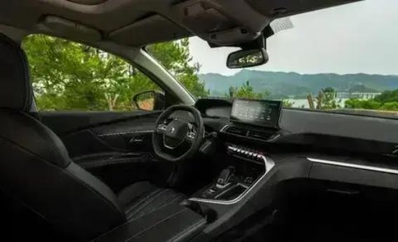 东风标致新4008——与山海共舞，享受智慧与驾趣的极致之旅