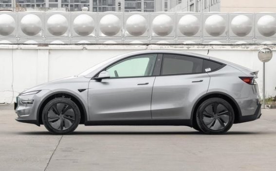 2026款特斯拉Model Y L：性能与智能的完美融合