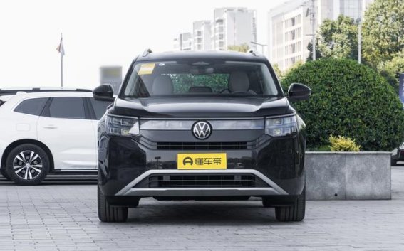 家庭购车大对决：领克09运动版与途昂Pro探索版深度分析