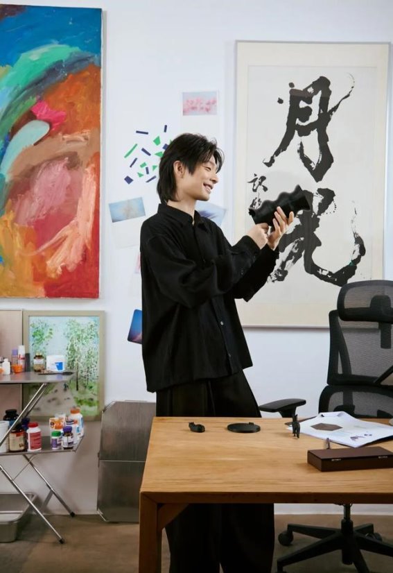 见V知著：三位品牌创始人的精英哲学与奔驰V级MPV的完美契合