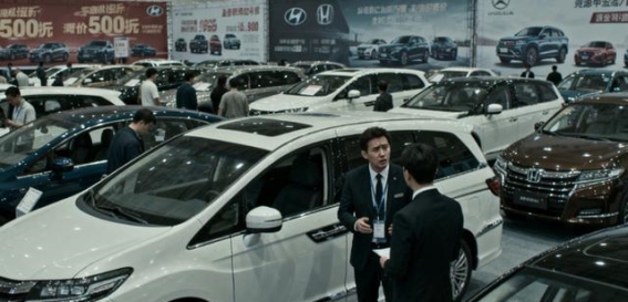 汽车营销的“流量至上”陷阱与行业转型的必由之路