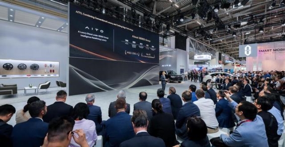 AITO全球化战略：智慧豪华引领未来出行