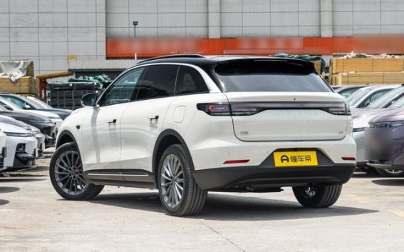 零跑C11 2026款增程式300激光雷达版深度体验：家庭用车的稳妥之选