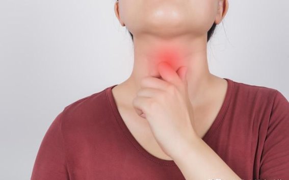 盐水漱口的神奇作用，咽喉健康从此不再担忧