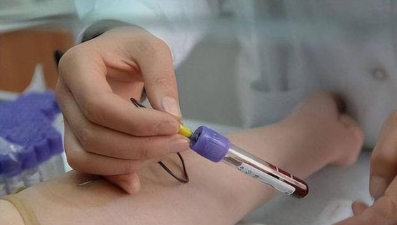 老年人维生素B12缺乏的隐秘危害：如何避免两大致命健康风险