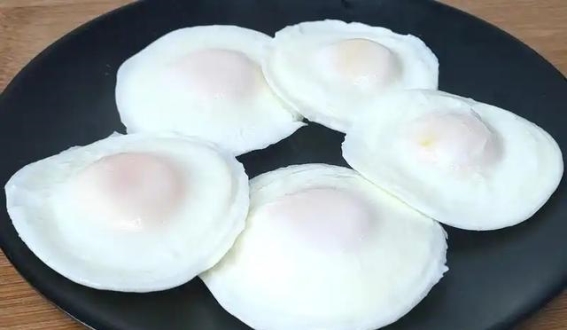 早餐吃鸡蛋的老人，身体可能悄然出现的四大变化