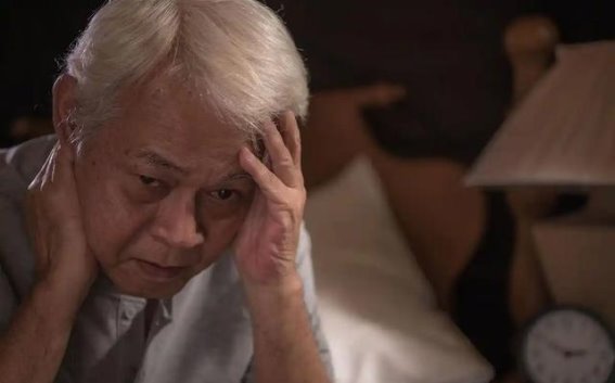 生姜泡脚的神奇效果：坚持一个月的三个惊喜变化