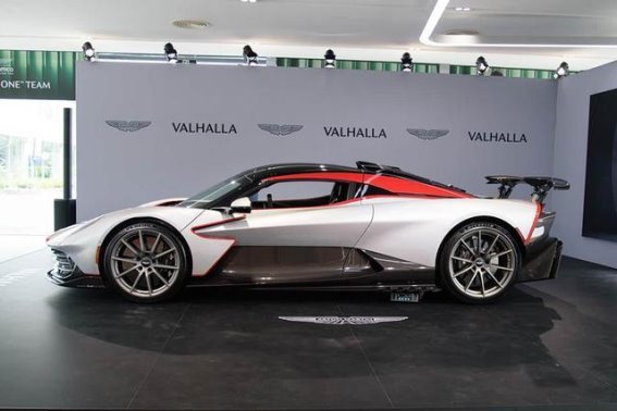 阿斯顿·马丁Valhalla解析：中置混合动力超跑的工程哲学与市场定位