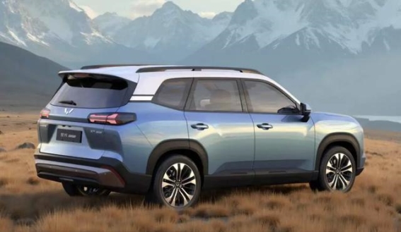 上汽通用五菱星光560硬派SUV发布，三种动力满足多场景需求