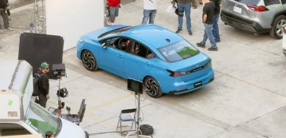 全新日产Versa实车首曝，外观细节全面升级