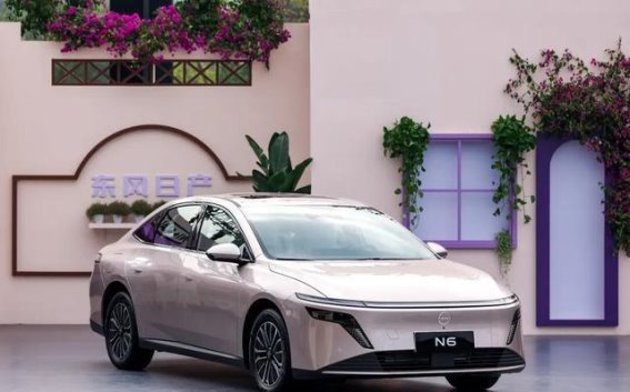 长沙车展C位焦点：东风日产N6湖南首秀，方逸伦现场助阵