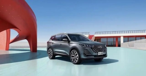 城郊早高峰，什么车性价比最高？瑞虎7卓越版的优势解析