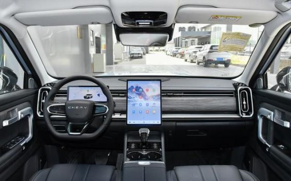 探索06都市版：一款让城市与自然无缝连接的跨界SUV